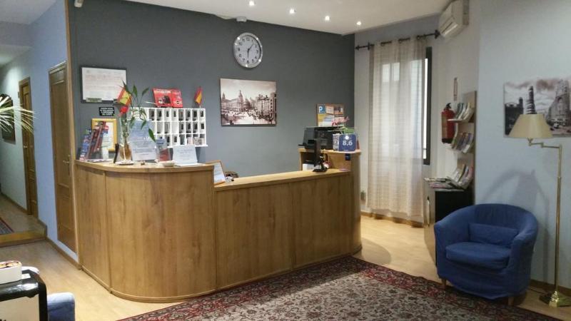 Hostal Felipe V 马德里 外观 照片